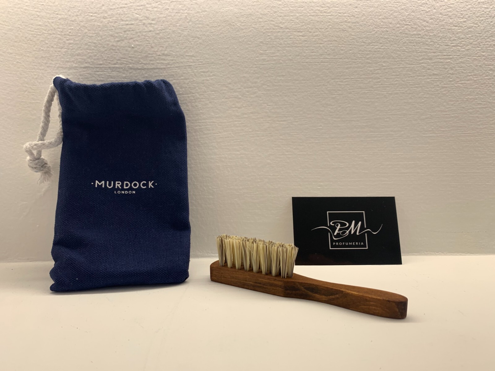 MURDOCK BARBERS OF LONDON REDCHURCH BEARD BRUSH SPAZZOLA DA BARBA MANICO FAGGIO