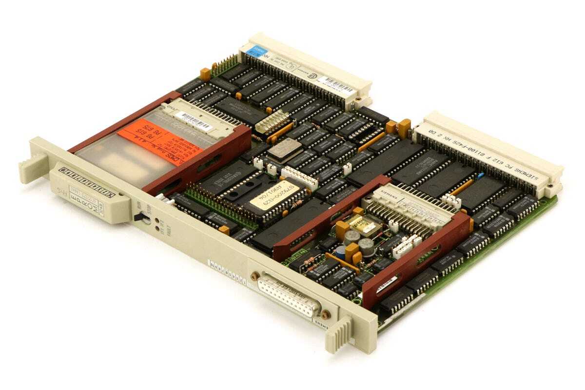 Siemens 6ES5524-3UA13  New factory sealed SIMATIC S5 CP 524 COMMUNICATIONS