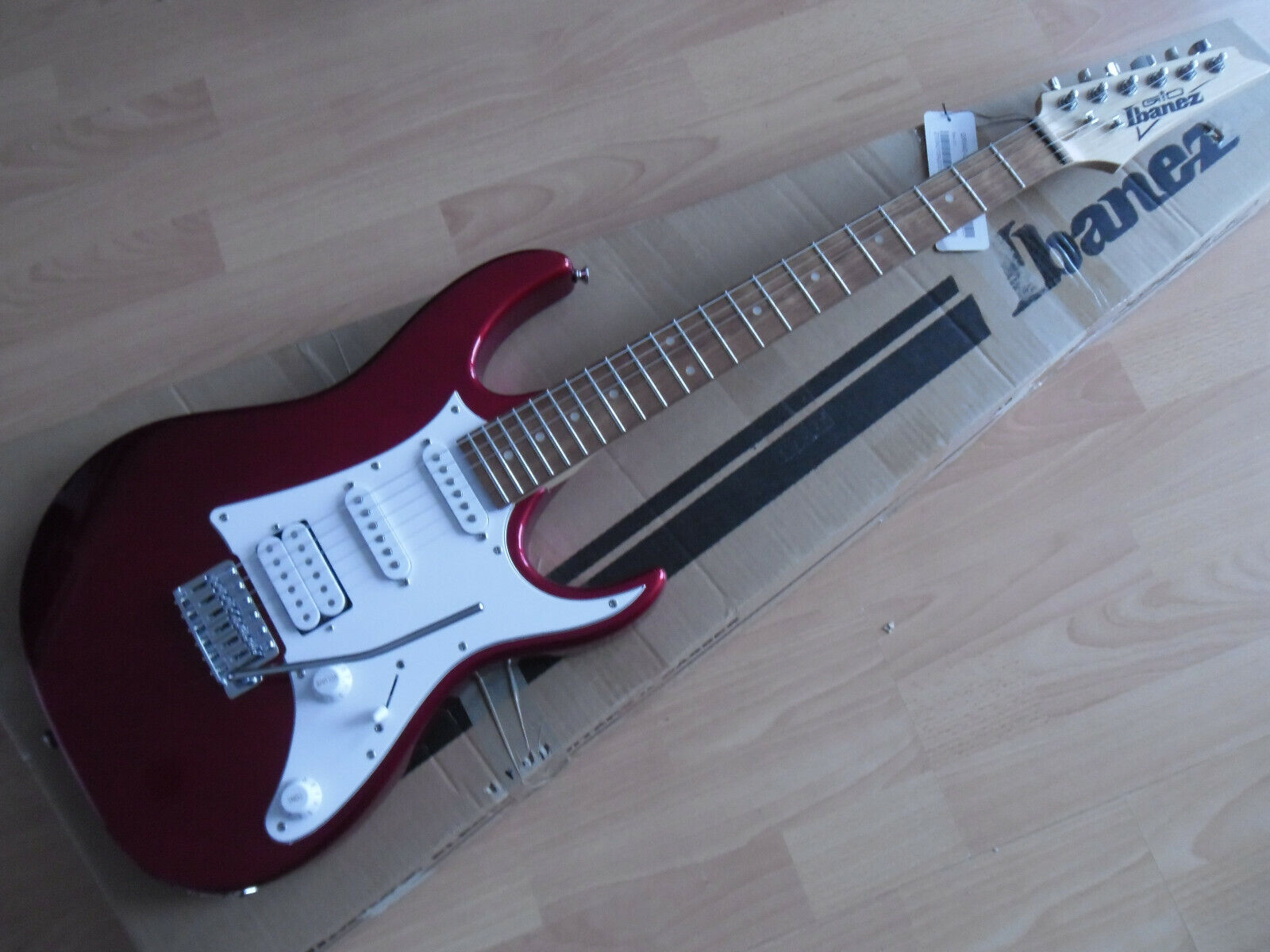IBANEZ GRX40-CA gio Series CHITARRA ELETTRICA  rock/heavy MODEL,NUOVA.