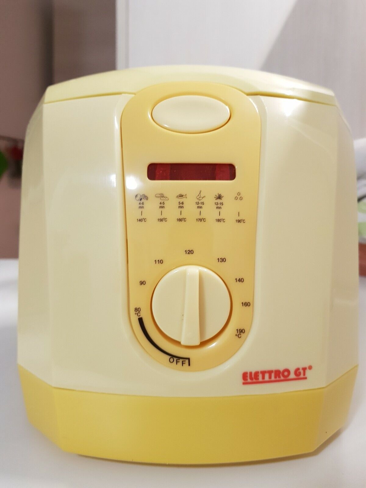 Friggitrice CALYPSO nuova e di colore gialla 