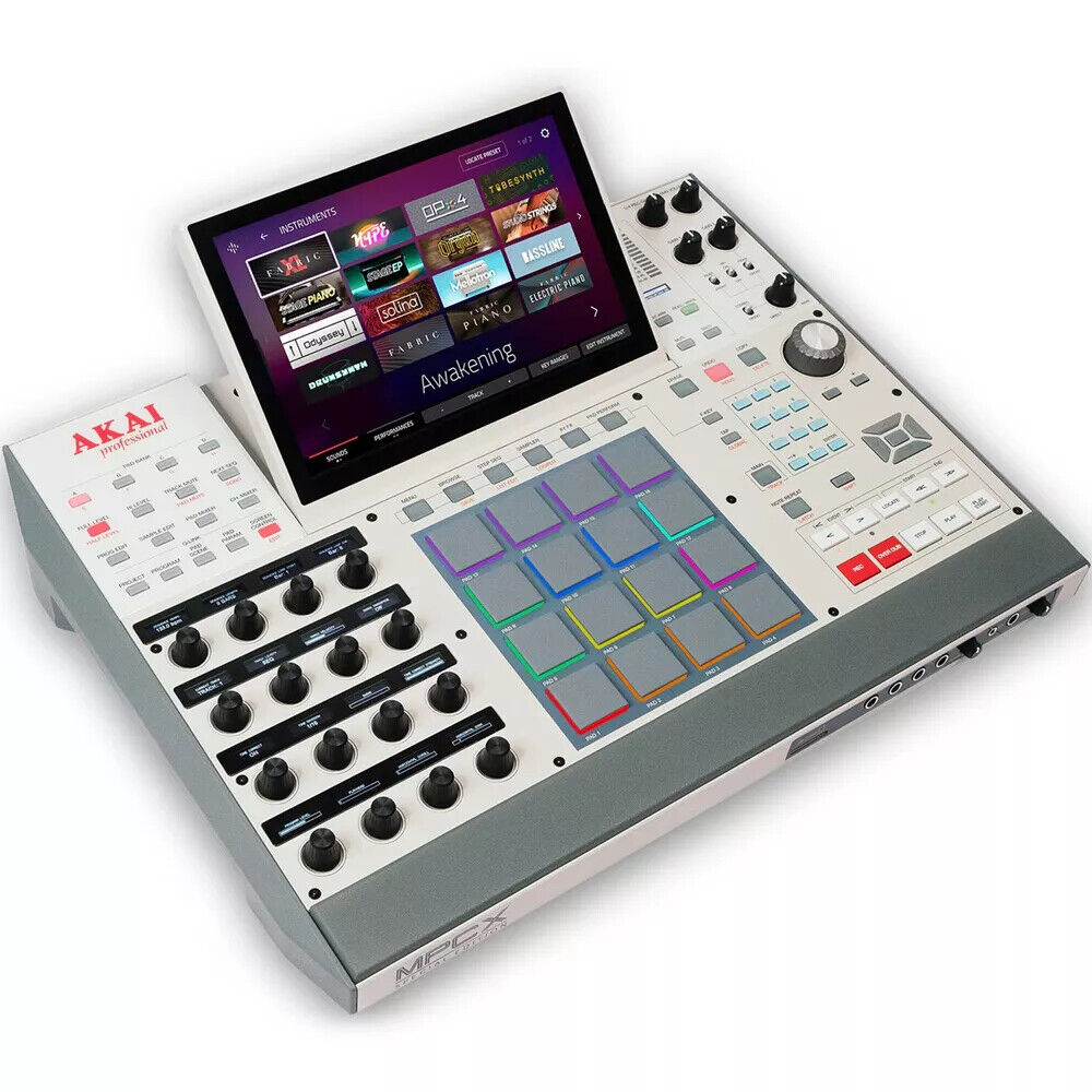 AKAI MPC X-SE daw campionatore interfaccia audio centro per produzione musicale