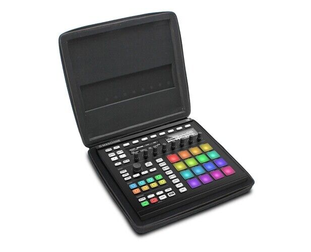 UDG U8411BL - CREATOR NI MASCHINE MK2 HARDCASE BLACK FODERI - FLIGHT CASE PER DJ