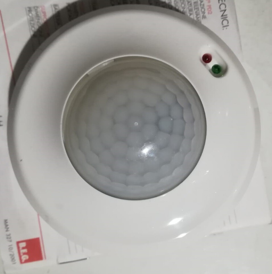 B.E.G - Rilevatore di movimento 360° per soffitto - Luxomat PD2-360 - Bianco RAL