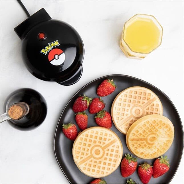 Pokemon Waffeleisen Pokeball NUOVO