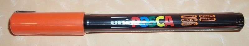 Uniposca ARANCIONE  0,7 mm extra fine   cod.9361