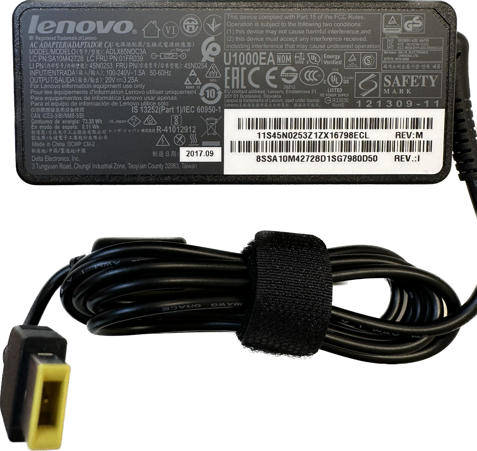 Nuovo alimentatore Lenovo ThinkPad 65W AC Adapter + cavo , Slip Tip, P/N 0A36268