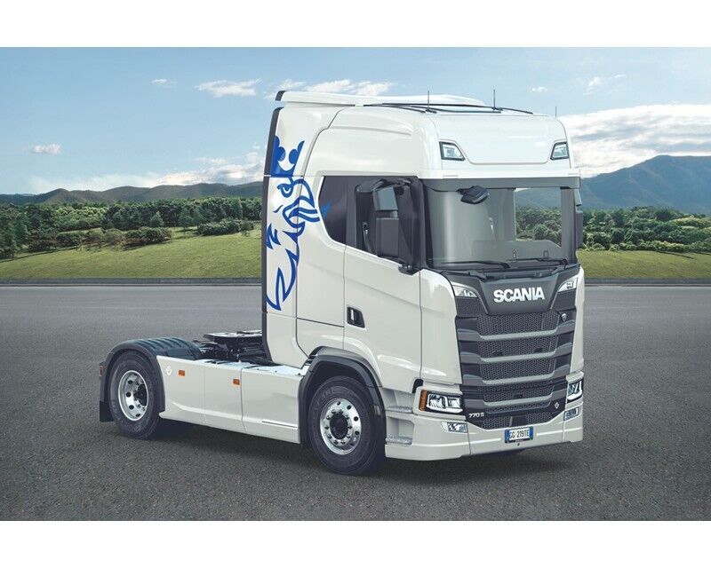 Italeri Scania 770S V8 "White Cab" 1:24 3965 modellismo
