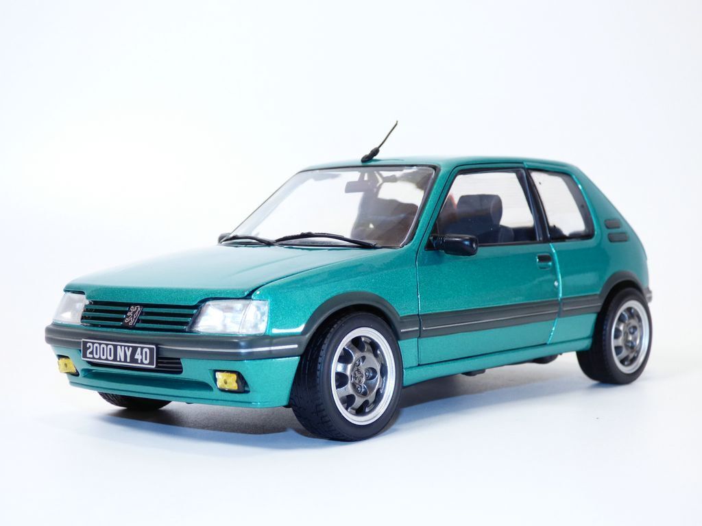 PEUGEOT 205 GTI 1.9L GRIFFE 1/18