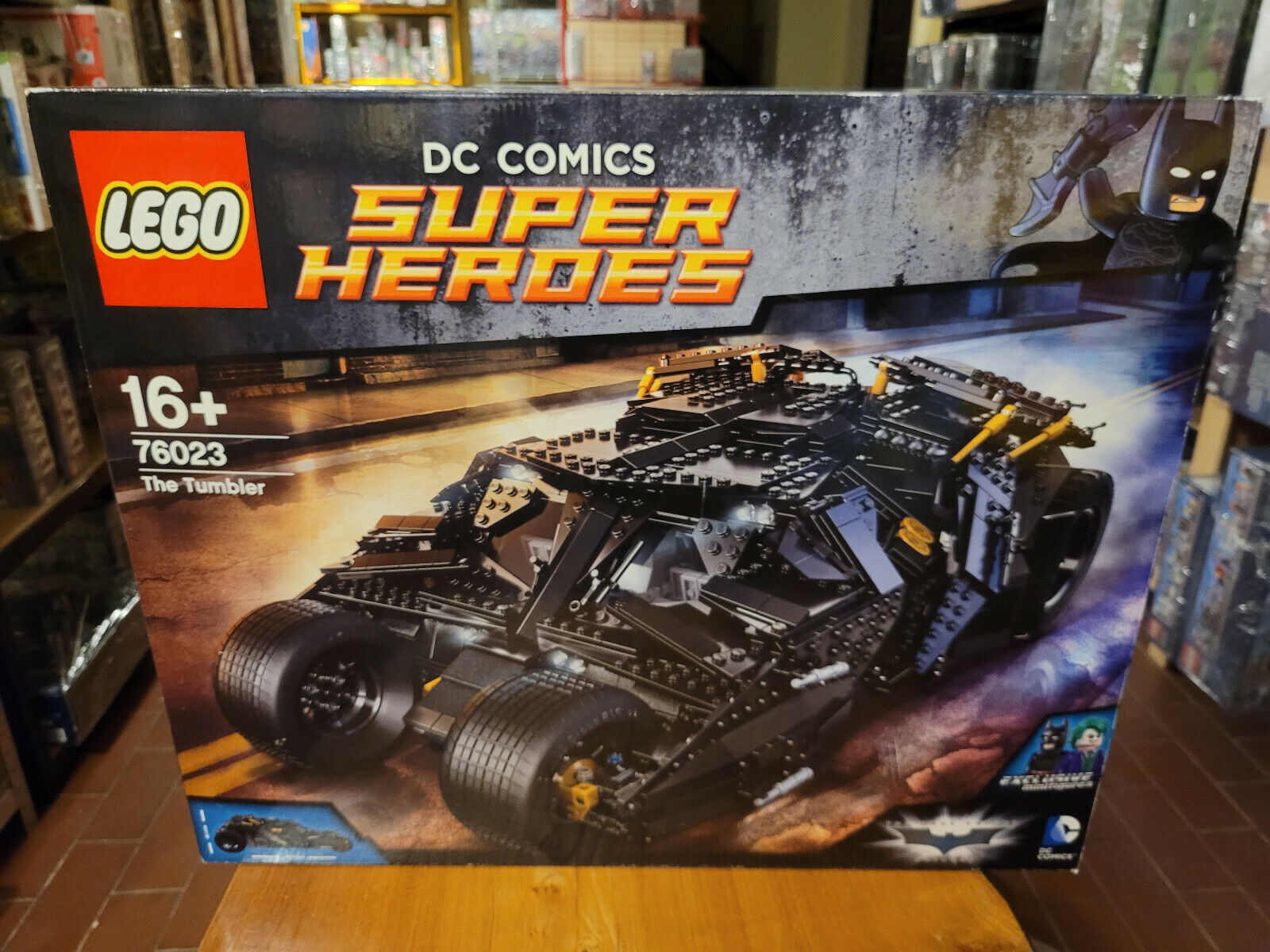 Lego 76023 The Tumbler DC Super Heroes Batman nuovo ancora sigillato