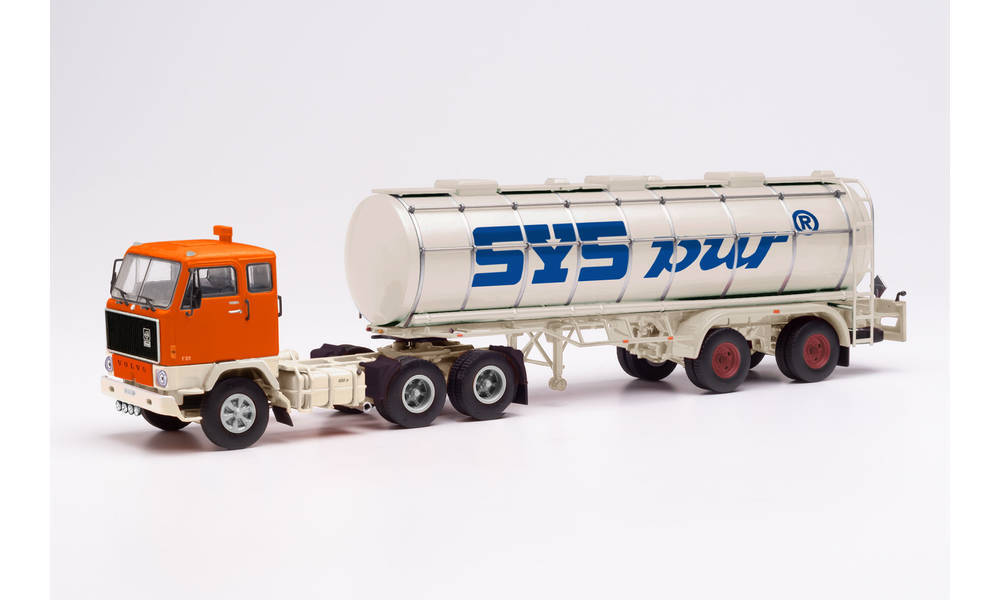 Herpa HE071642 1/50 Volvo F 89 6x4 Tank Semi Trailer Deutrans Modello Auto