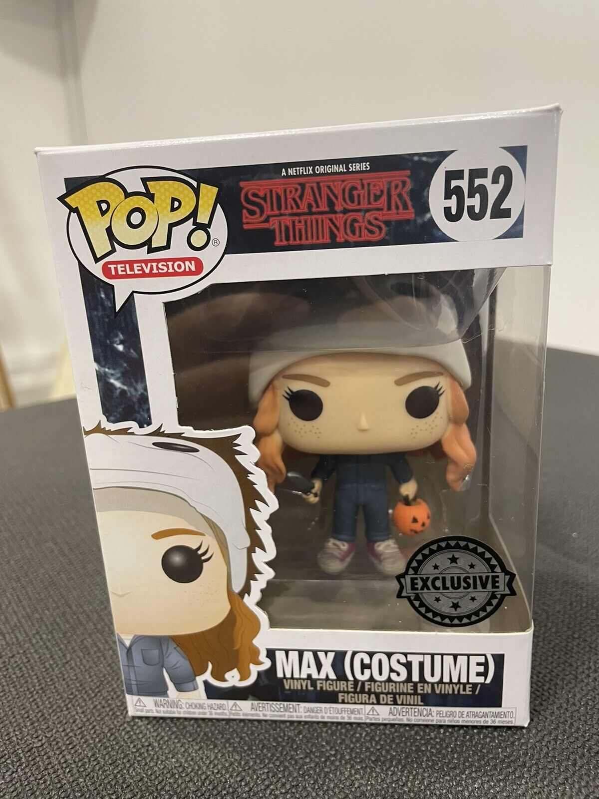 FUNKO POP STRANGER THINGS 552 MAX COSTUME HOT TOPIC
