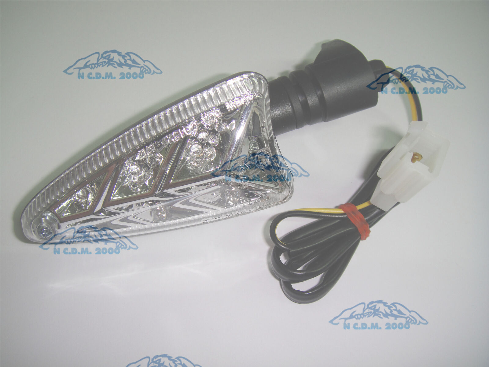 FRECCIA COMPLETA A LED 13860 POSTERIORE SX 	APRILIA	50	SX	 2010 2011 2012 2013