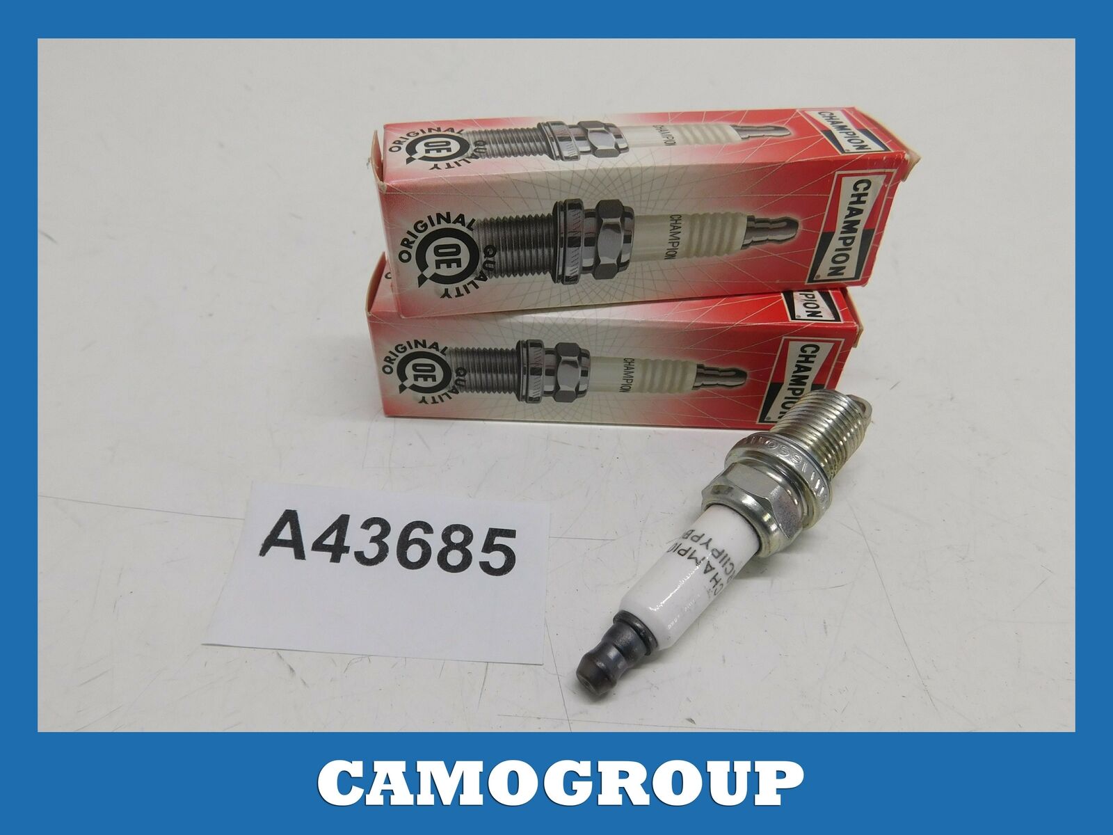 2 PEZZI PIECES CANDELA ACCENSIONE SPARK PLUG CHAMPION OE138 RC11PYPB4