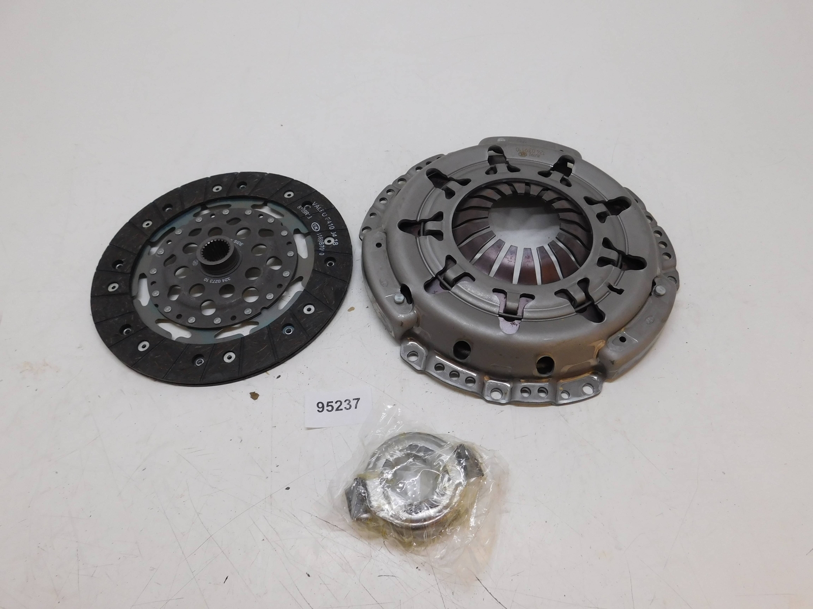 KIT FRIZIONE 3 PEZZI 3 PIECE CLUTCH SET LUK PER NISSAN ALMERA PRIMERA 624331300
