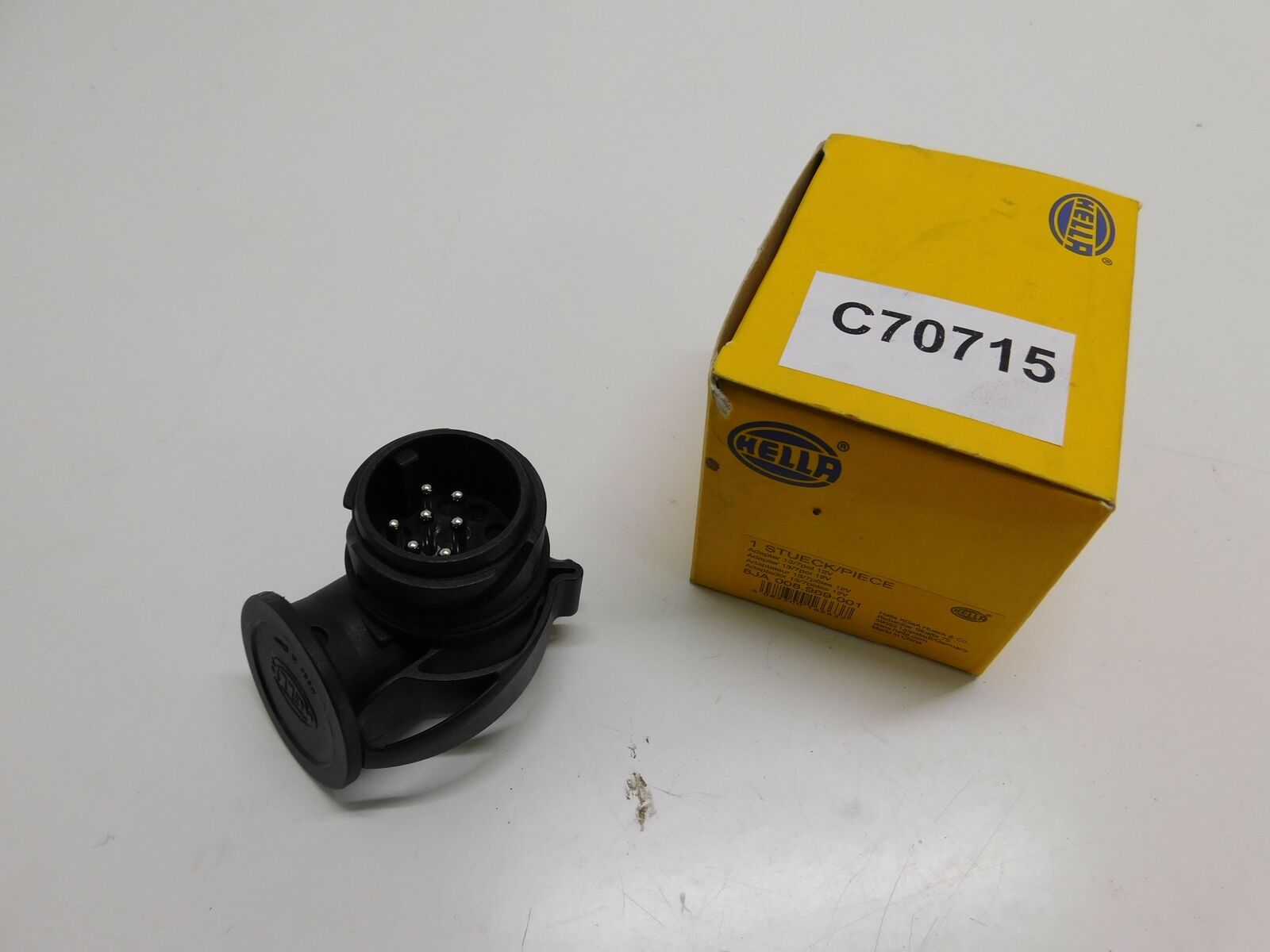 ADATTATORE PRESA CORRENTE 13 POLI POWER SOCKET ADAPTER 13 PIN HELLA 8JA008969001