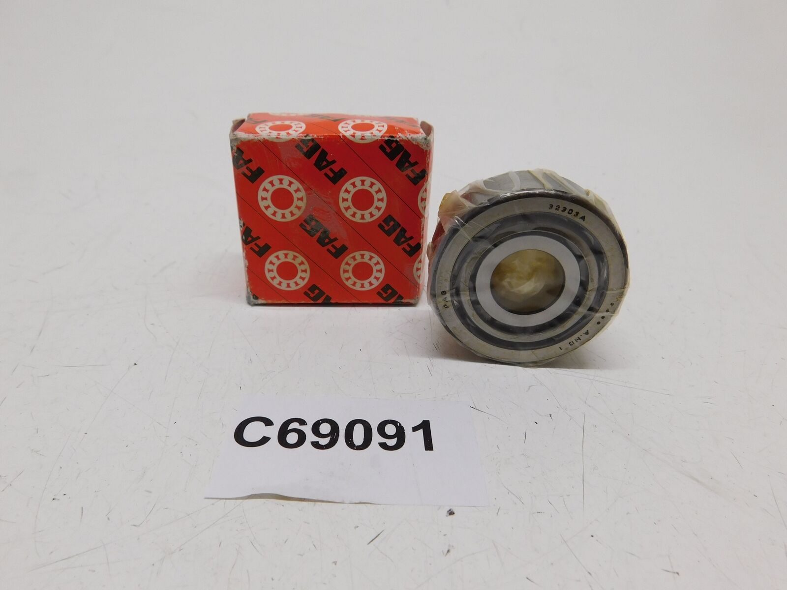 CUSCINETTO RULLI CONICI TAPERED ROLLER BEARING FAG 17x47x20.25 32303A