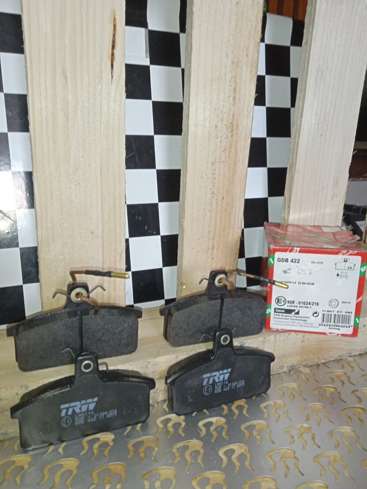 Pastiglie Suzuki SJ 410 TRW GDB657