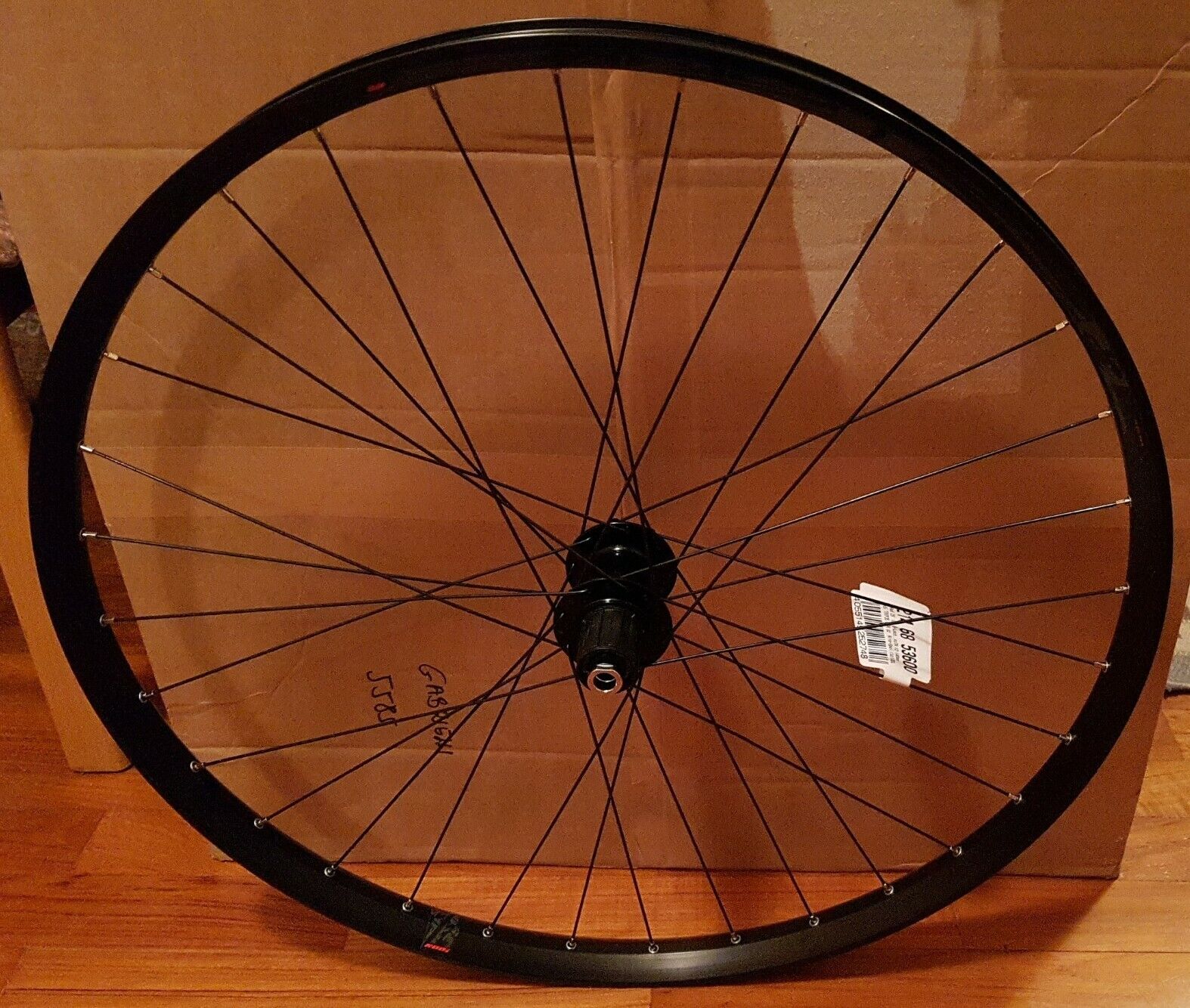 RUOTA ANTERIORE 27,5 BOOST 15x110 mm disco 6 fori