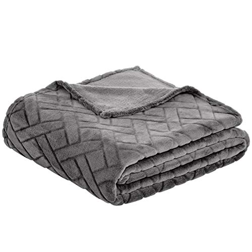 Amazon Basics Copriletto Vellutata In Pile, 150 X 200 Cm, Grigio