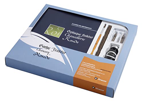 Brause 132B - Kit Di Apprendimento Che Contiene 3 Pennini (Bandzug 2 Mm E 2.5 Mm + Pennino Disegno 511B), Un Portapennino, Un Pennello, Un Flacone Di