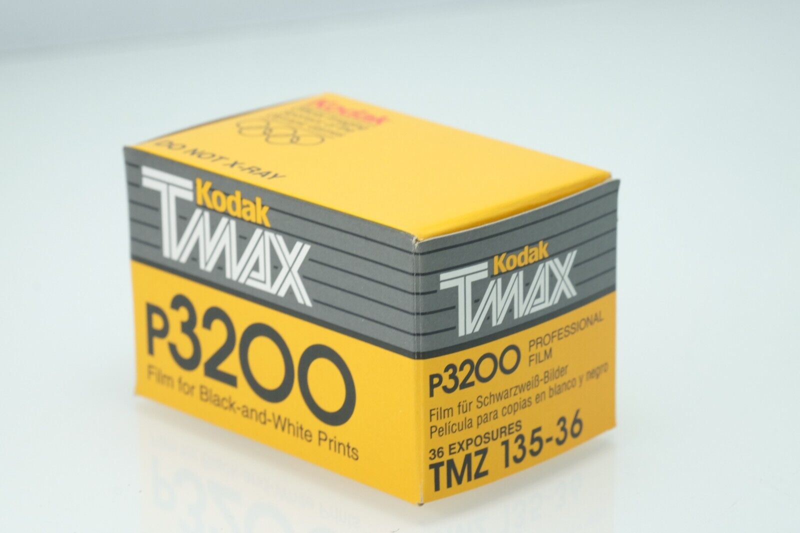 Kodak P3200 T-Max 135-36 EXPIRED FILM 10/2000 With Box
