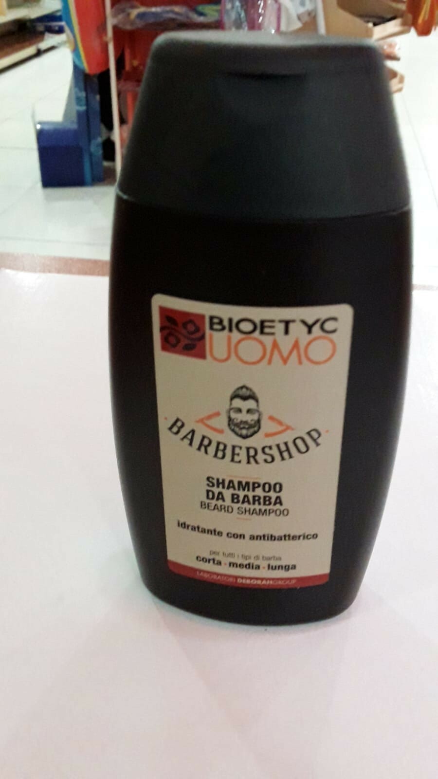 Bioetyc Uomo Barbershop Shampoo Da Barba Idratante con Antibatterico 120ml