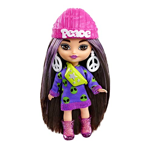 Barbie - Barbie Extra Mini Minis, Bambola Con Capelli Castani E Abito Di Maglia Con Alieno, Abiti E Accessori Con Simbolo Della Pace, Giocattolo Per B