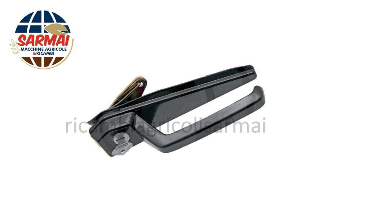 MANIGLIA ESTERNA SINISTRA ADATTABILE TRATTORE FIAT 5108382 RICAMBI ACCESSORI