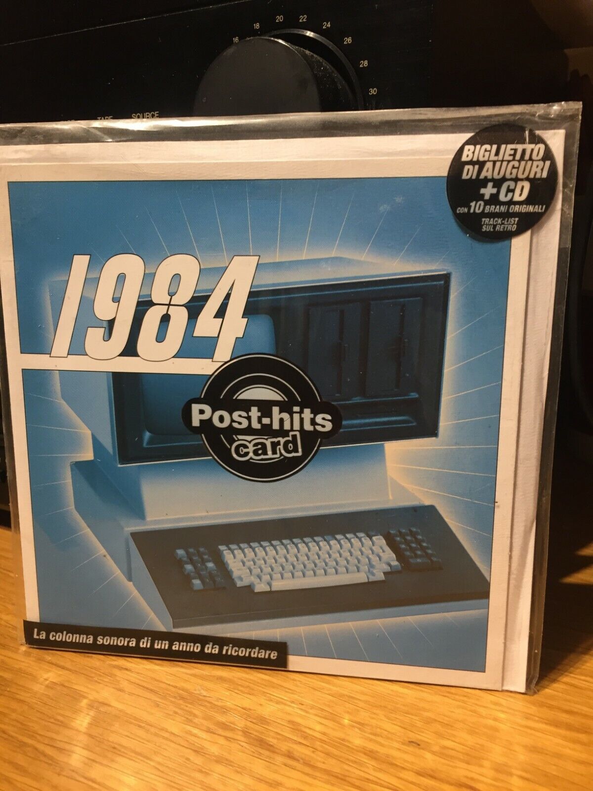 BIGLIETTO DI AUGURI + CD 10 CON BRANI ORIGINALI ANNO 1984