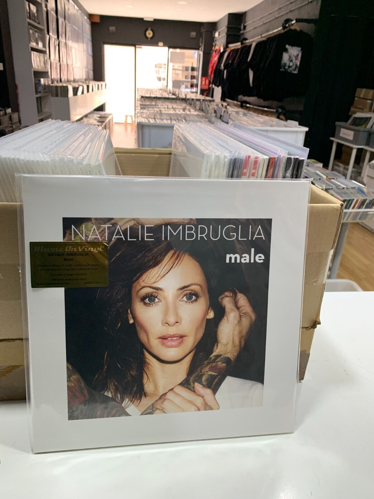 NATALIE IMBRUGLIA LP MASCHIO VINILE TRASLUCIDO MAGENTA 2023