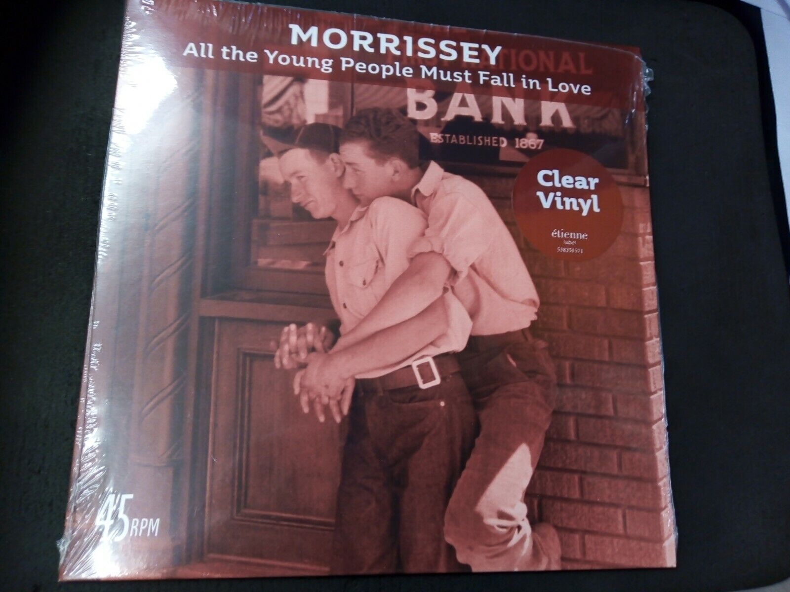 MORRISSEY - ALL THE YOUNG PEOPLE MUST FALL IN LOVE - CLEAR - 7" ( NEW/SEALED )