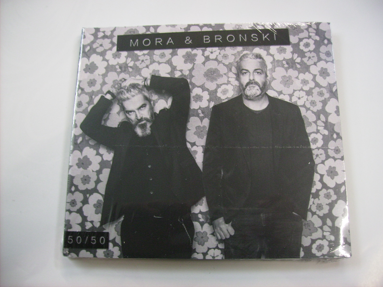 MORA & BRONSKI - 50/50 - CD NUOVO DIGIPACK 2018 - RIO