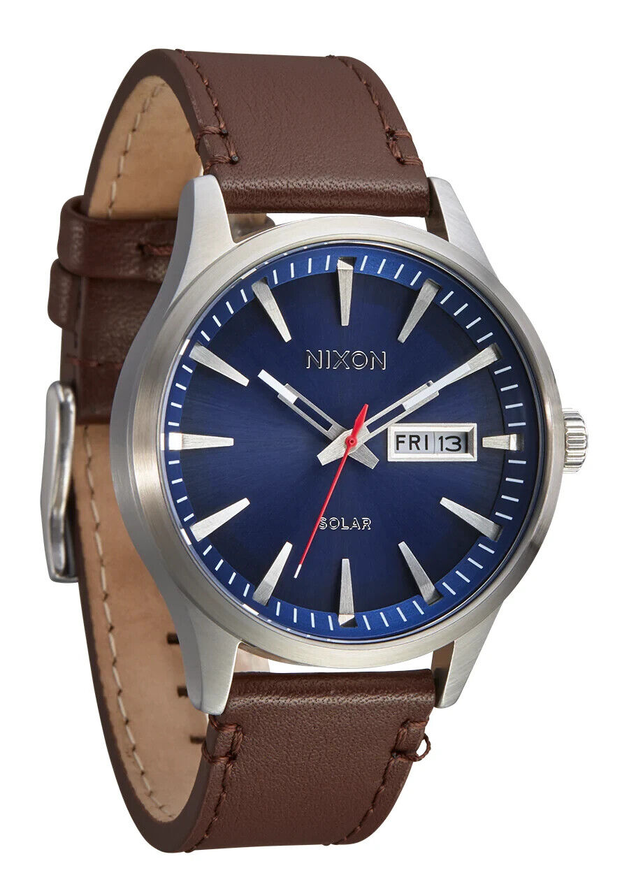 Nixon Orologio uomo acciaio Sentry solar leather navy sunray/silver