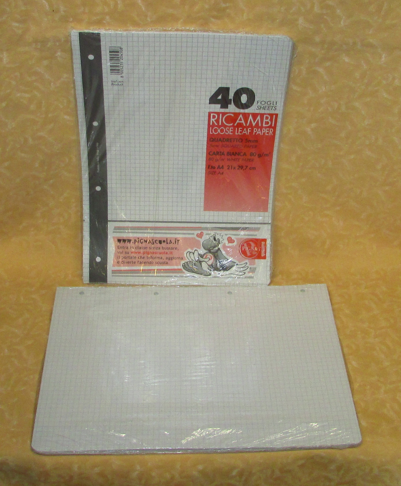 RICAMBI 5mm 40 FOGLI BIANCHI A4 PER COPERTINE AD ANELLI A QUADRETTI  cod.20089