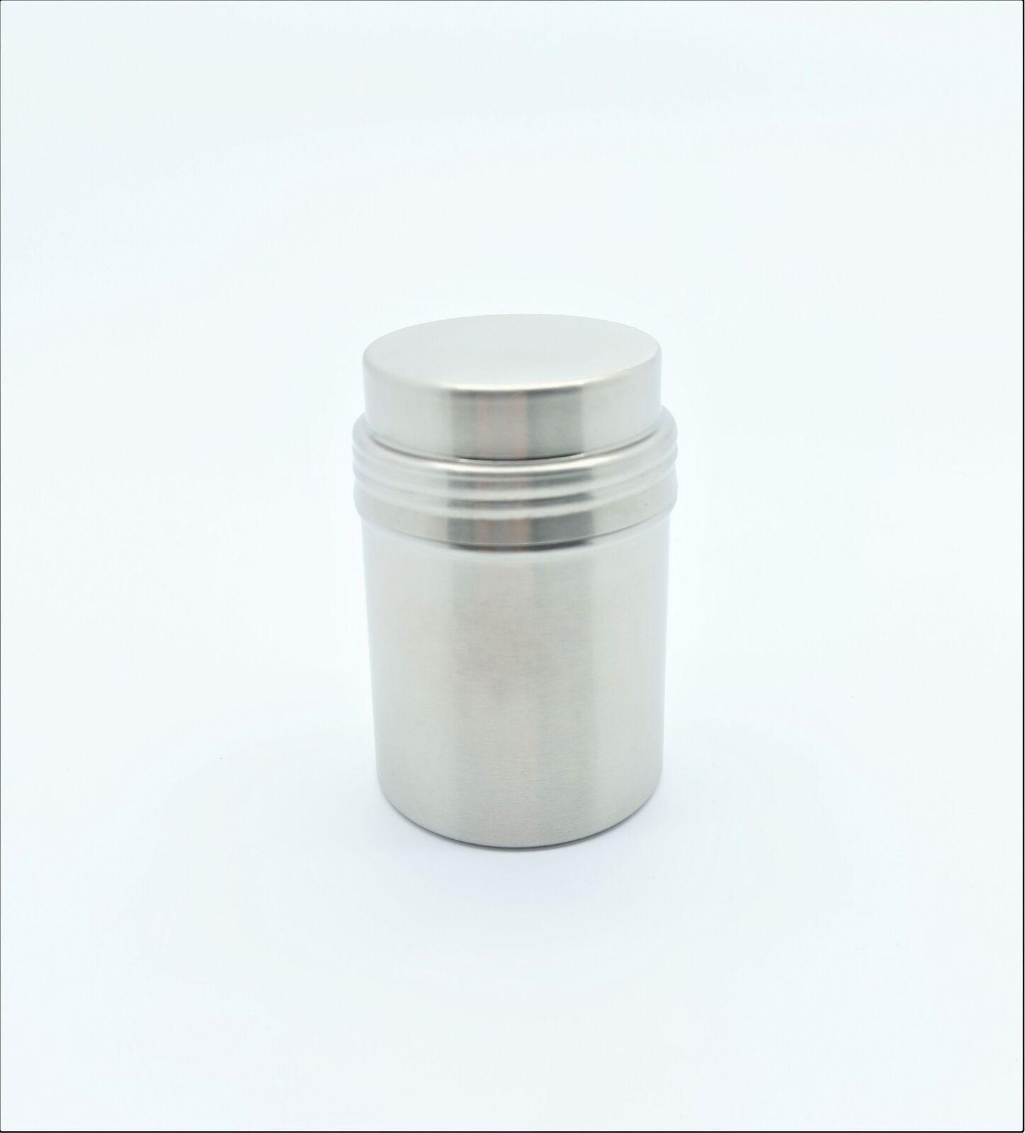 SPARGICACAO IN ACCIAIO INOX CON COPERCHIO 300G ART.103