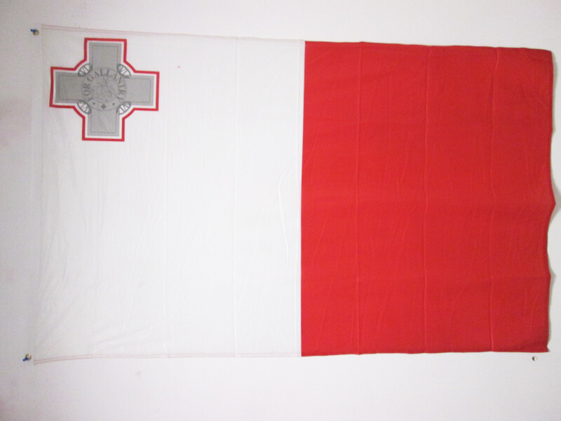 BANDIERA MALTA 150x90cm - BANDIERA MALTESE 90 x 150 cm speciale esterno - Nuova