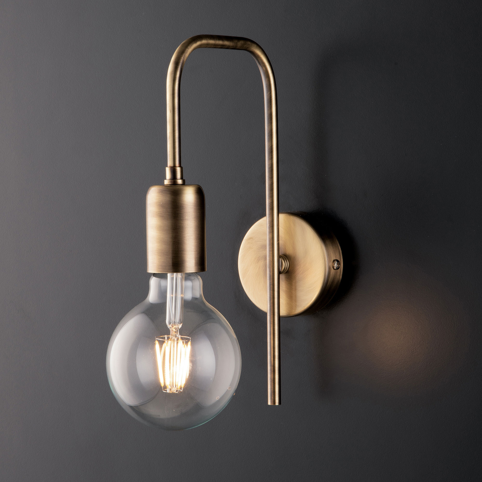 Bonetti Illumina Applique da parete moderna in metallo spazzolato Polish Bronzo