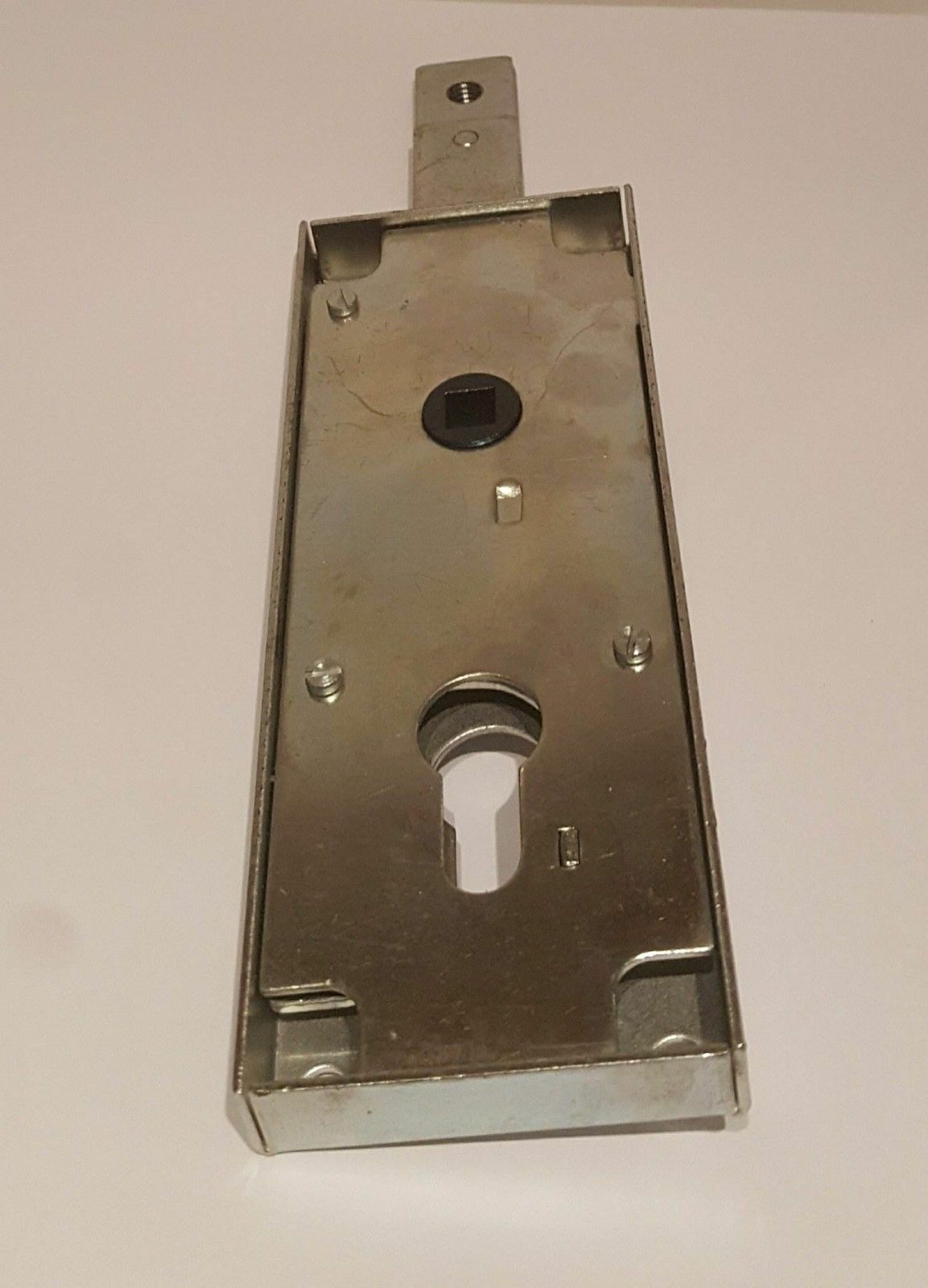 PREFER 6566.081Z SERRATURA PER PORTE BASCULANTI A PROFILO EUROPEO