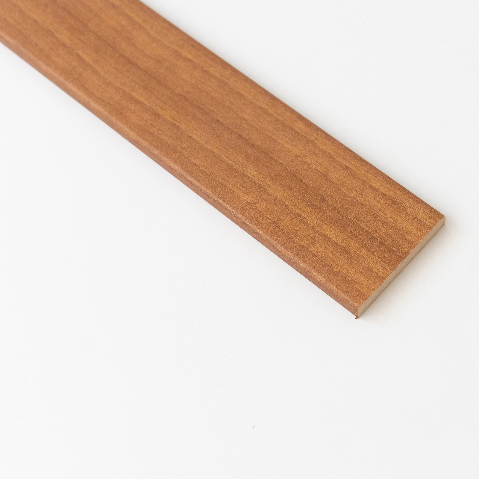 2257   Q.TA'. 10 COPRIFILO 70X10 MM MDF 240 CM CILIEGIO R6