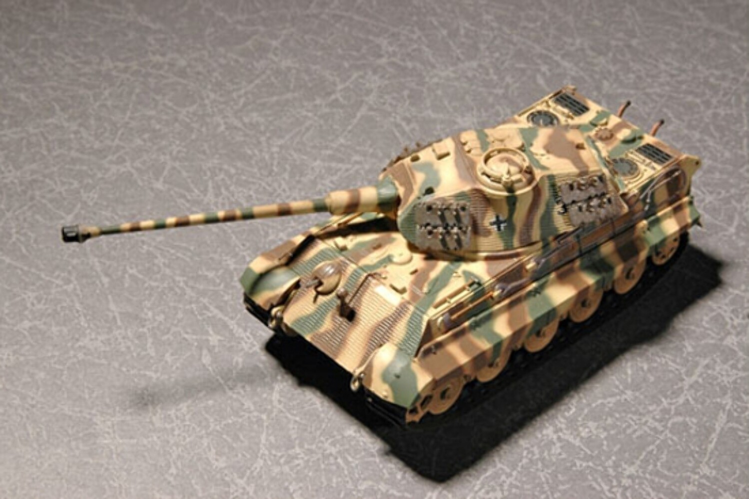 Trumpeter 1:72 GERMAN SD.KFZ.182 KING TIGER HENSCHEL TURRET Kit - 07202