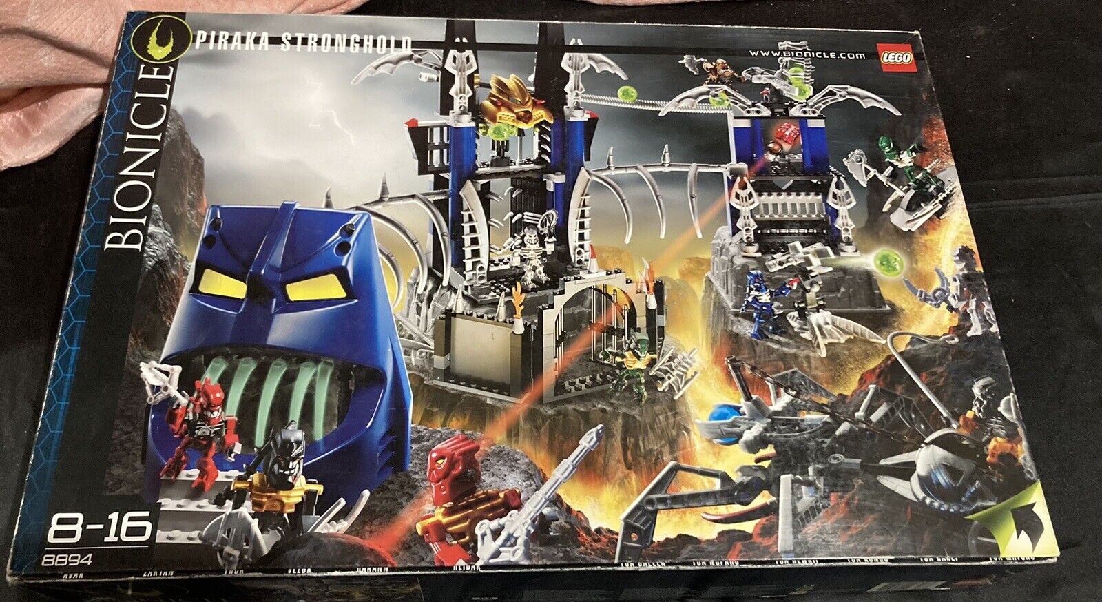 LEGO 8894 BIONICLE PIRAKA STRONGHOLD Playset 2006 Mai Aperto confezione difetti