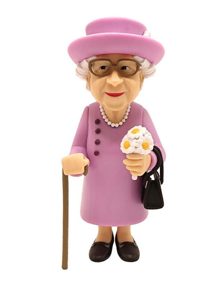 MINIX COLLECTIBLES - QUEEN ELIZABETH II 70 - 12 cm VINYL FIGURE NEW!
