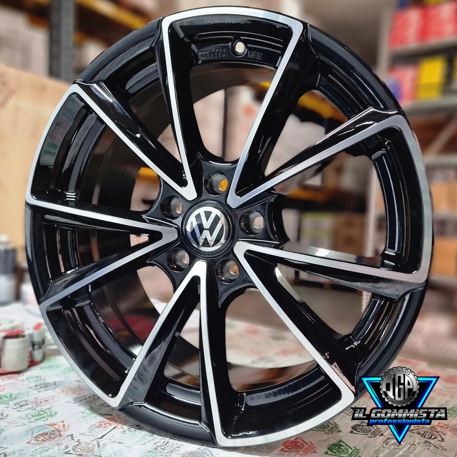 BA5 KIT 4 Cerchi In Lega 18" Compatibili con Volkswagen Golf 5 6 7 8 GTD GTI 1K