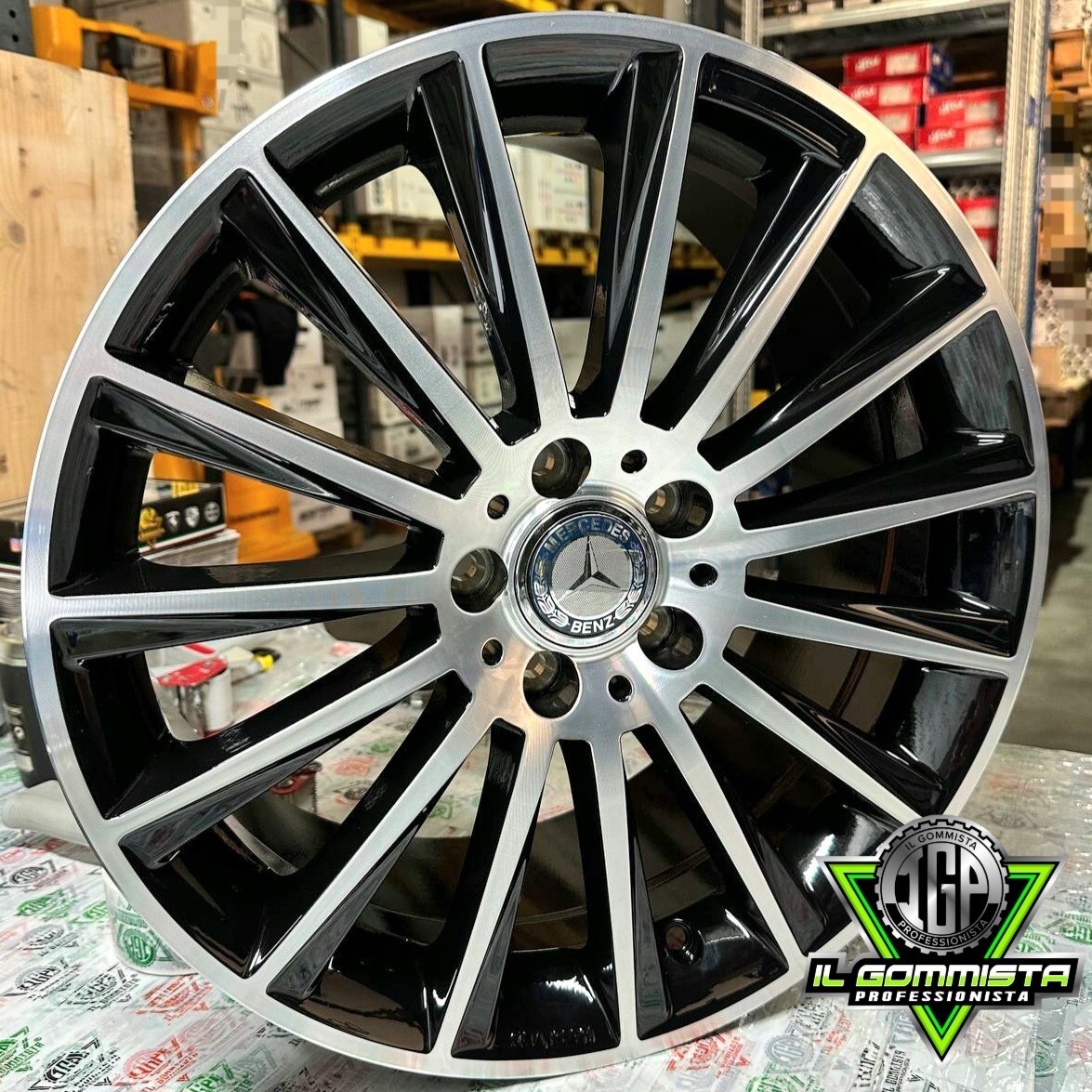 G18 KIT 4 Cerchi In Lega 18" Compatibili con Mercedes Classe C W205 CLA W117 118