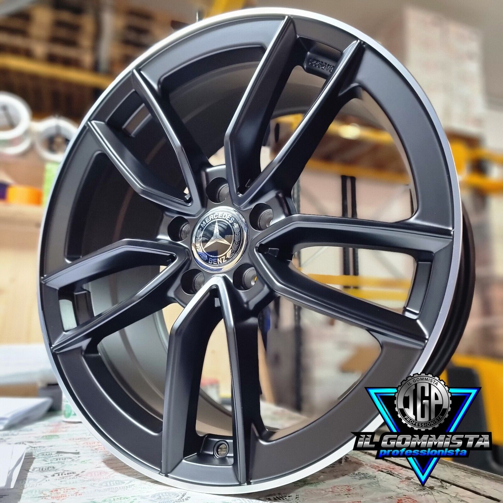 IGP KIT 4 Cerchi In Lega 18" Compatibili con Mercedes Classe C W205 CLA W117 118