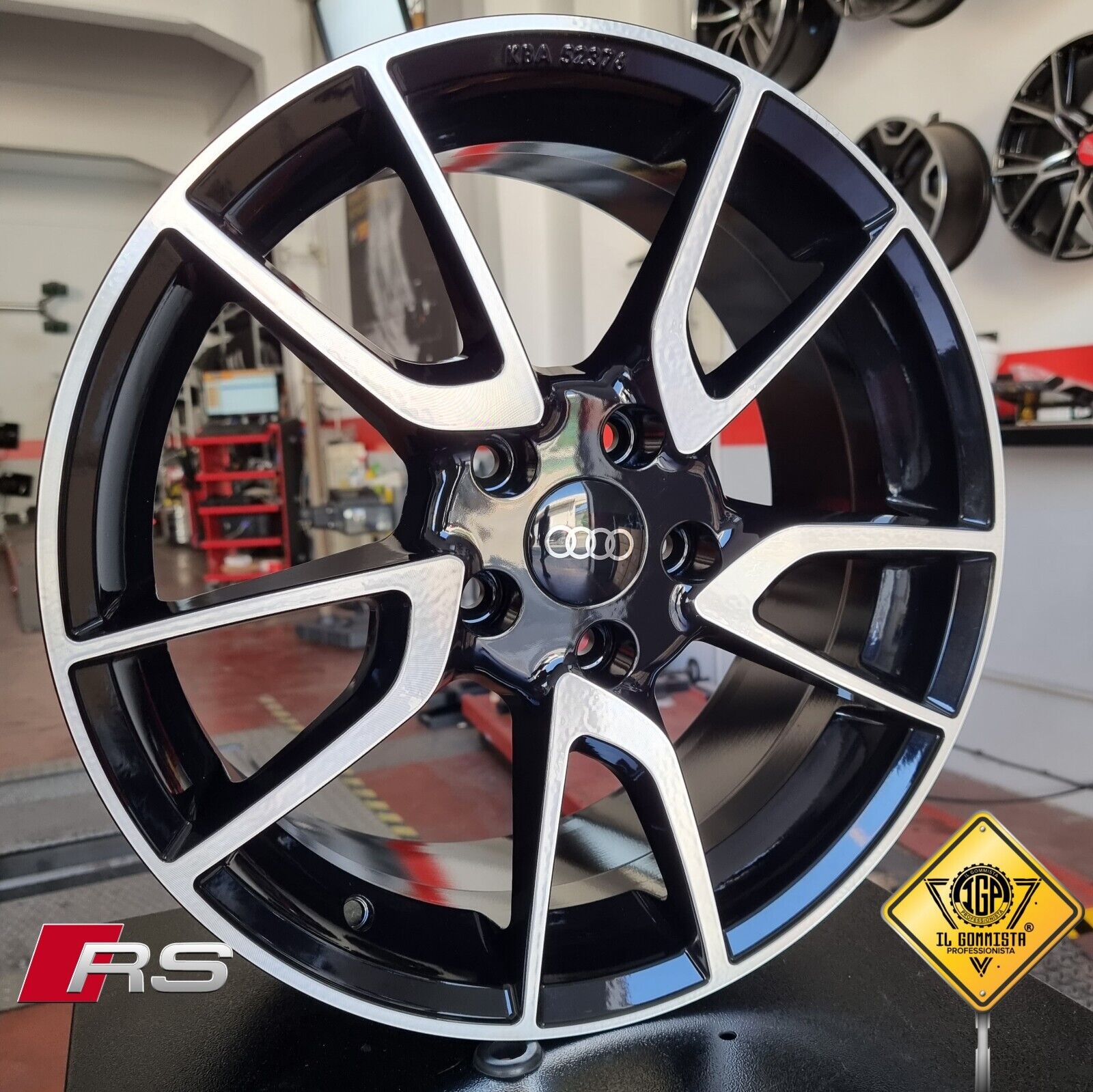 RS6 KIT 4 Cerchi In Lega 7,5 x 17" Compatibili con Audi A3 S3 Q2 Q3 Sportback S