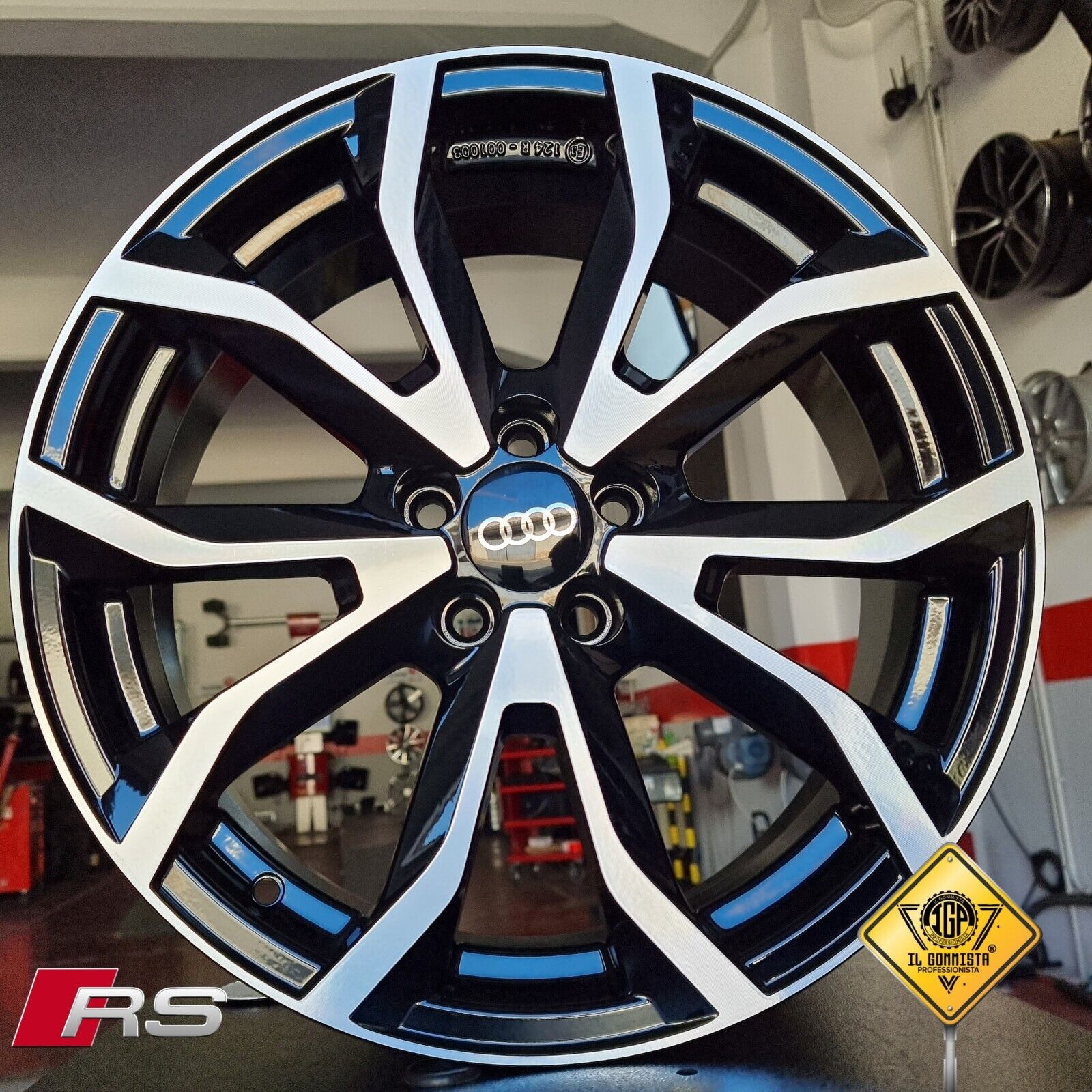 KIT 4 Cerchi In Lega 7,5 x 17" Compatibili con Audi A3 S3 Q2 Q3 Sportback S-line