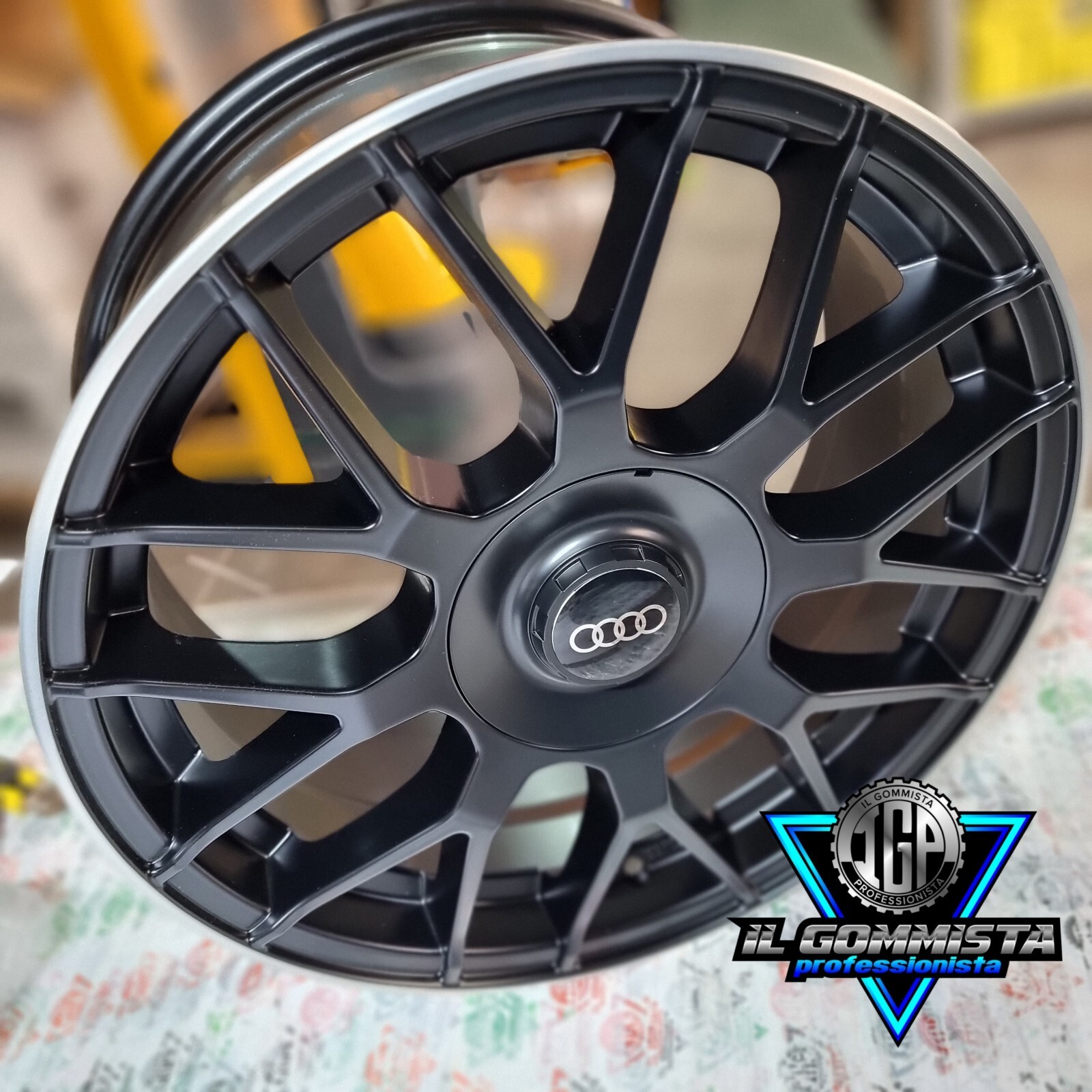 IGP New RS4 KIT 4 Cerchi In Lega 17" Compatibili con Audi A3 S3 Type 8P 8V 8YA S