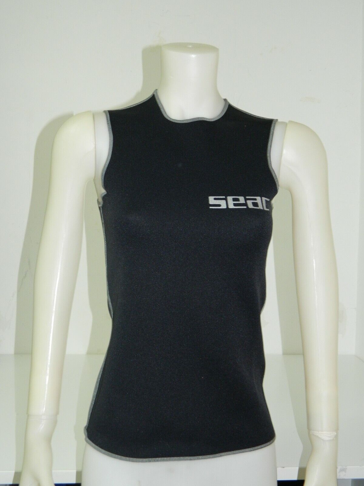 SOTTOMUTA SUB SEAC SHORT BATCH NUMBER TAGLIA M SUBACQUEA  L220
