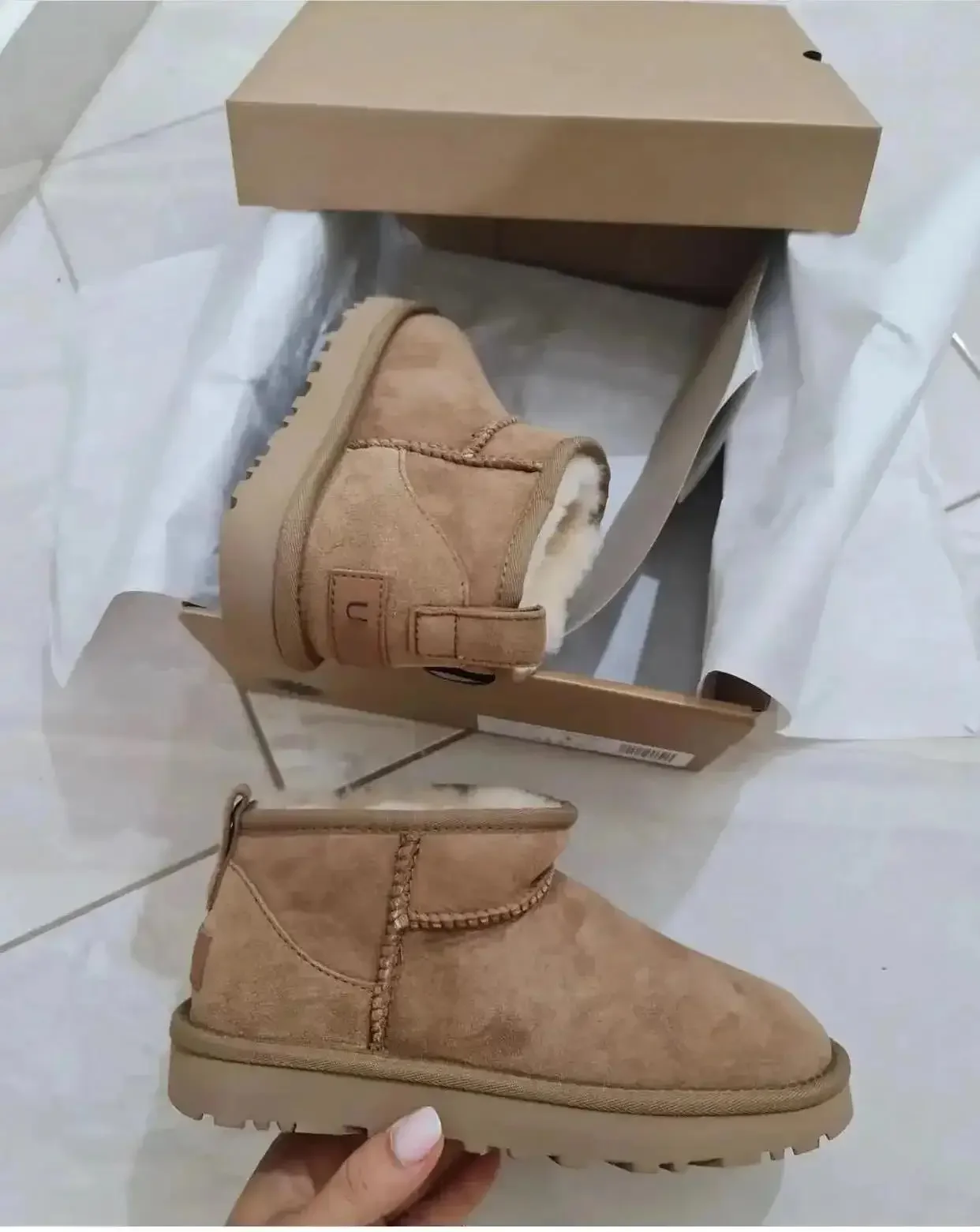2024 Classic Ultra Mini Platform Boot Australia Tasman Designer Matte Fur Snow Boots Pantofole Camoscio Comfort Stivaletti Invernali Alla Caviglia